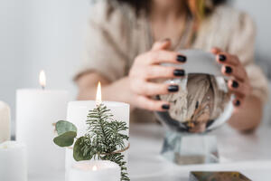 Гадания перед Крещением: проверенные способы узнать свою судьбу