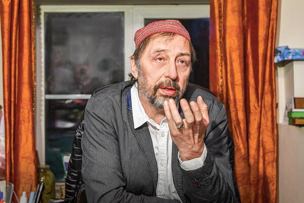 Николай Коляда сбежал из больницы ради премьеры