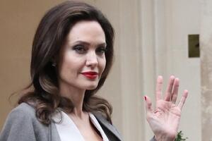 Анджелина Джоли раскрыла секрет своей личной жизни