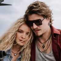 «Походу любовь»: ромком с Сергеем Горошко и Анной Завтур выйдет на цифровых платформах