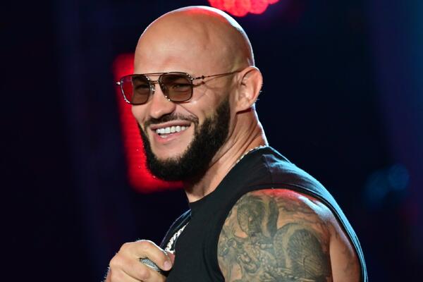 Джиган растоптал надежды одинокой Седоковой — что сказал о связи с певицей