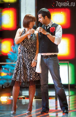 Яна Чурикова с Иваном Ургантом на съемках новогодней программы «Две звезды». 2006 г.