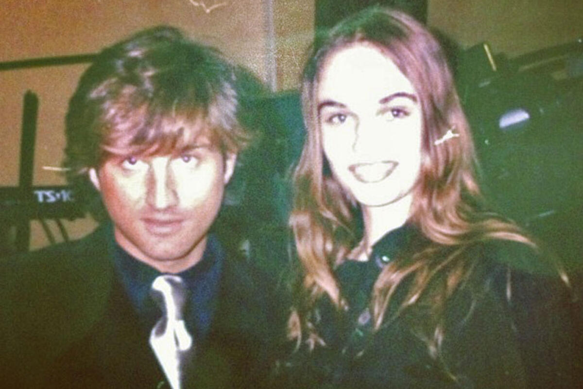 Порно әпкесі мен ағасы Орыс Ақшақар порно онлайн Санта-Клауспен