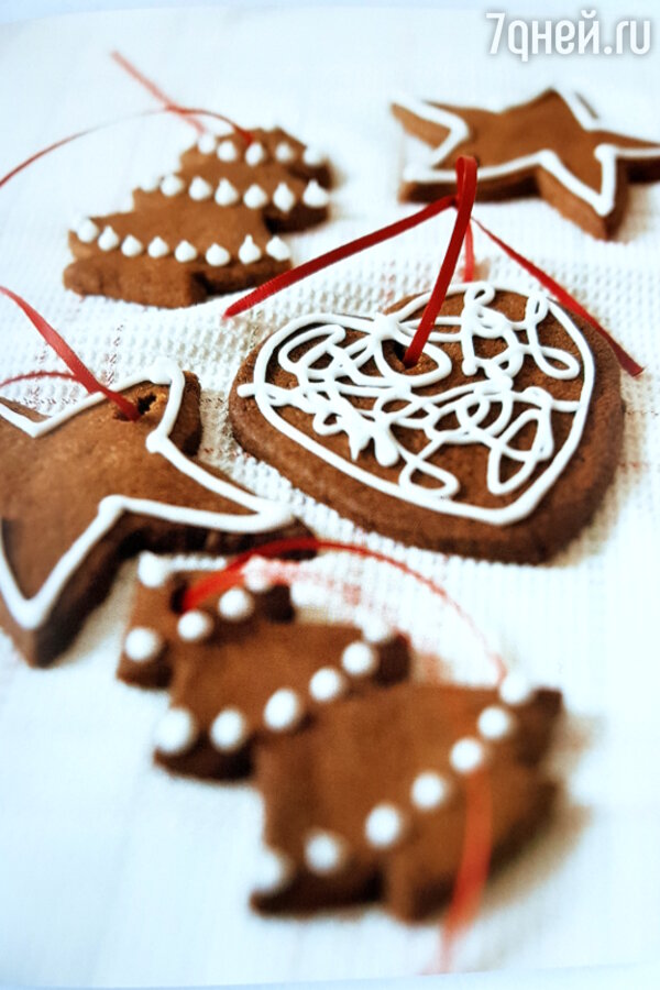 И съесть, и на елку: 3 рецепта новогоднего печенья