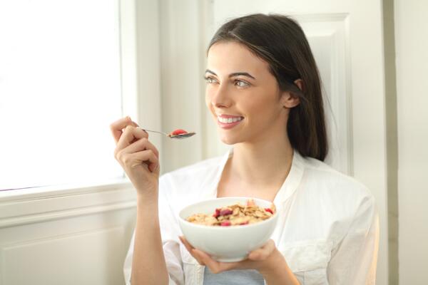 Самый важный прием пищи: как приучить себя не пропускать завтраки