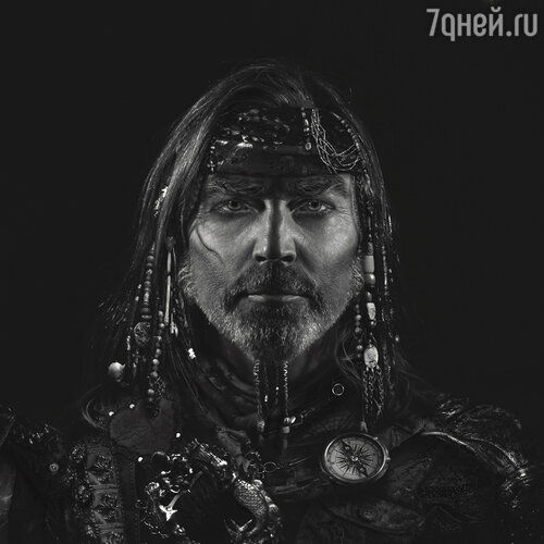 Никас Сафронов. «Пират»