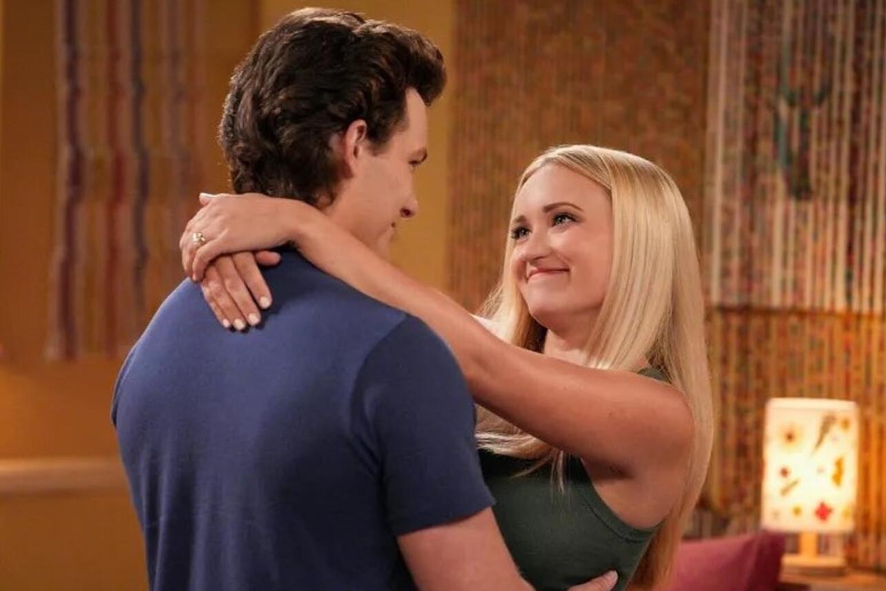 Жас қыз мен атаның қатысуымен БДСМ