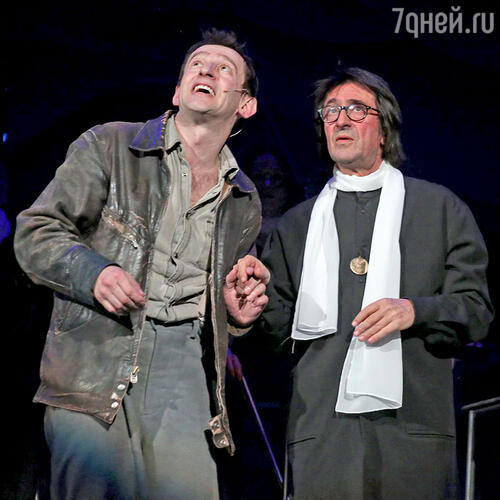 Константин Хабенский и Юрий Башмет в спектакле «Маленький принц»
