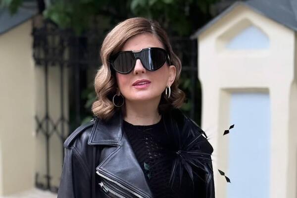 Рана на сердце не зажила: Диана Гурцкая разрыдалась на могиле мужа