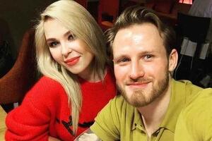 Р”РѕР»Рі РІ 70 РјРёР»Р»РёРѕРЅРѕРІ Рё Р°Р»РёРјРµРЅС‚С‹: СЌРєСЃ-СЃСѓРїСЂСѓРі РџРµР»Р°РіРµРё СѓС€РµР» РІ Р±РµРіР° РѕС‚ РїСЂРёСЃС‚Р°РІРѕРІ