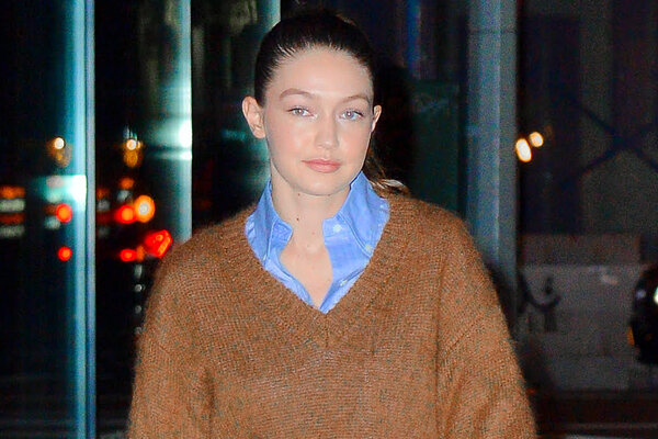 Образ дня: Джиджи Хадид в Tommy Hilfiger