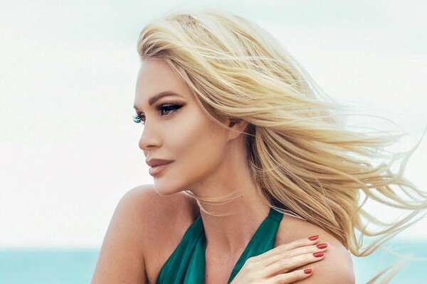 Виктория Лопырева стала мамой