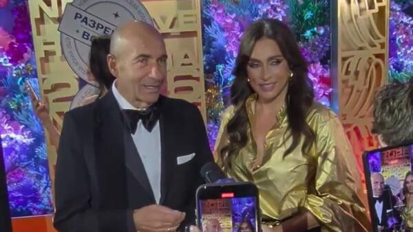 «Денег не надо»: Крутой рассказал, кому Раймонд Паулс отдал песню «Миллион алых роз»