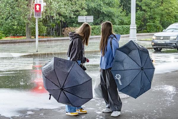 Никогда такого не было: синоптик напугал прогнозом погоды в День России