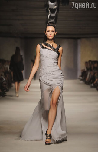 Коллекция haute couture, получившая название «Brick Lane»