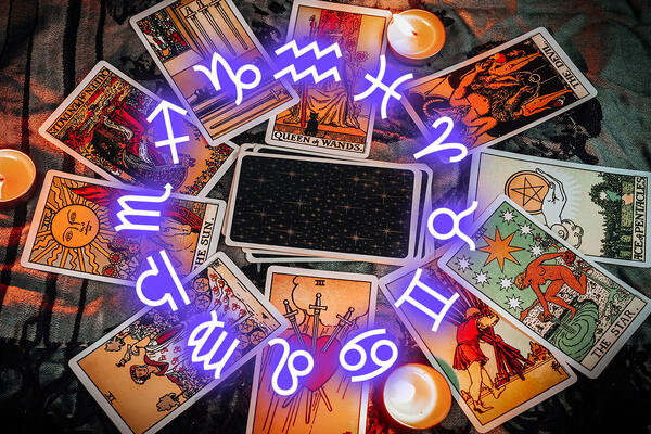 Таро-гороскоп на февраль 2026 года для всех знаков зодиака