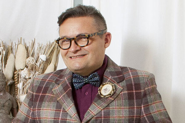 Александр Васильев: о своей квартире на Балтийском побережье и тайной страсти к королеве