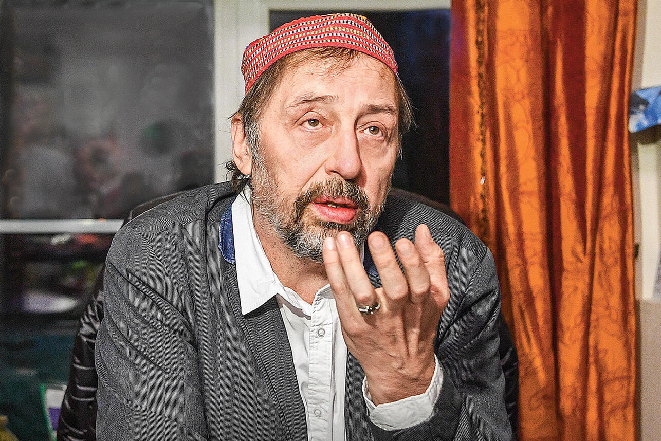 Николай Коляда: «Кино меня забавляет — столько народу вокруг без дела бегает»