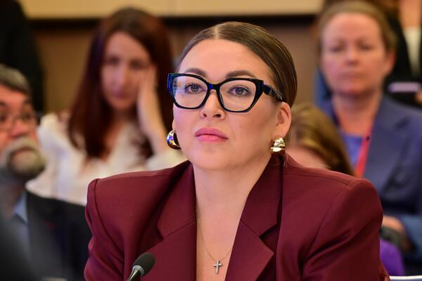 Вернувшаяся из больницы Дубцова ответила на критику: «Очень больно»