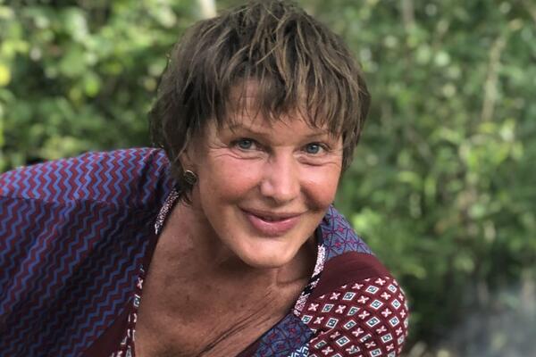 Елена Проклова раскрыла всю правду о своих пластических операциях