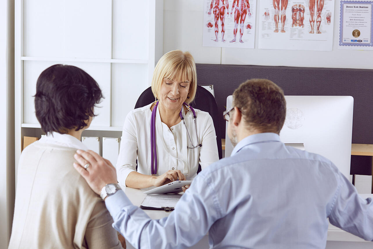 Беременность после 50: как пройти путь к позднему материнству — гид от репродуктолога