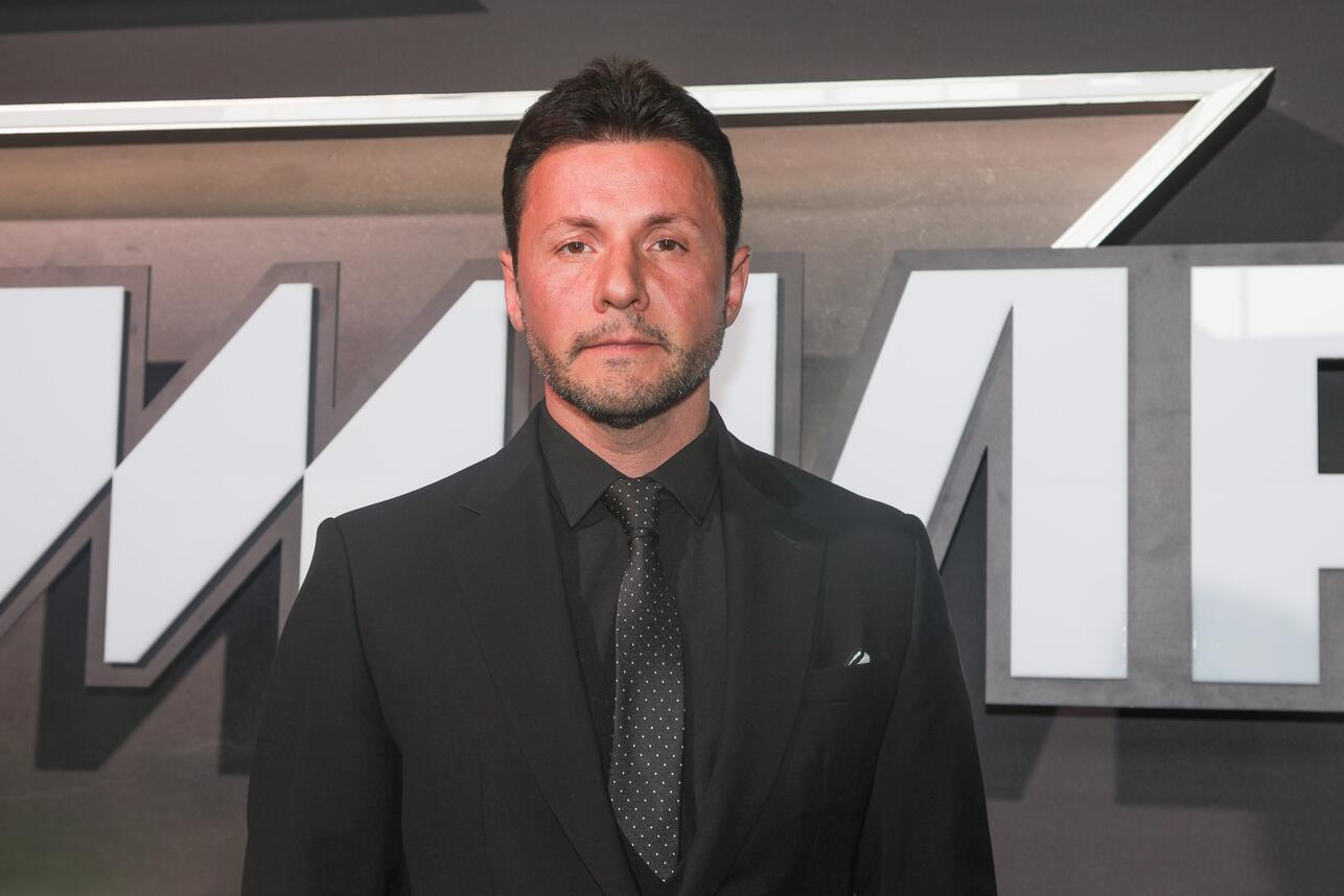 Манучаров поделился фото с подросшей дочкой от жены, сбежавшей в США