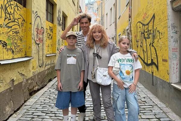 Возмужавшего сына Пугачевой стало не узнать — покинул родной дом и мать