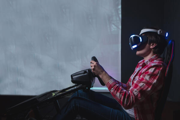 Тренажеры в обучении: как современные технологии готовят профессионалов будущего