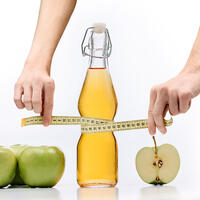 Кислая диета: если ли смысл пить яблочный уксус для похудения