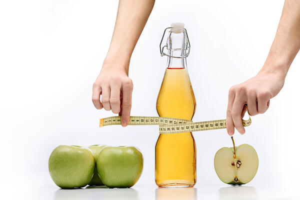 Кислая диета: если ли смысл пить яблочный уксус для похудения