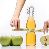 Кислая диета: если ли смысл пить яблочный уксус для похудения