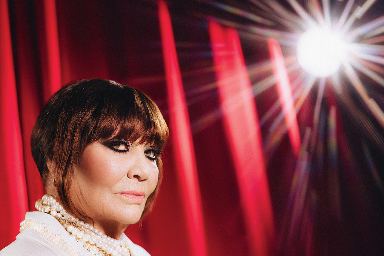 Лариса Лужина