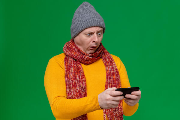 Маски сорваны: звонкам с незнакомых номеров поставлен единый заслон