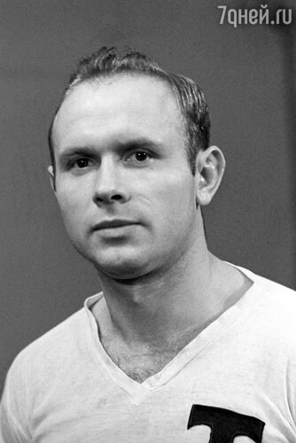 Эдуард Стрельцов. Апрель, 1966 г.