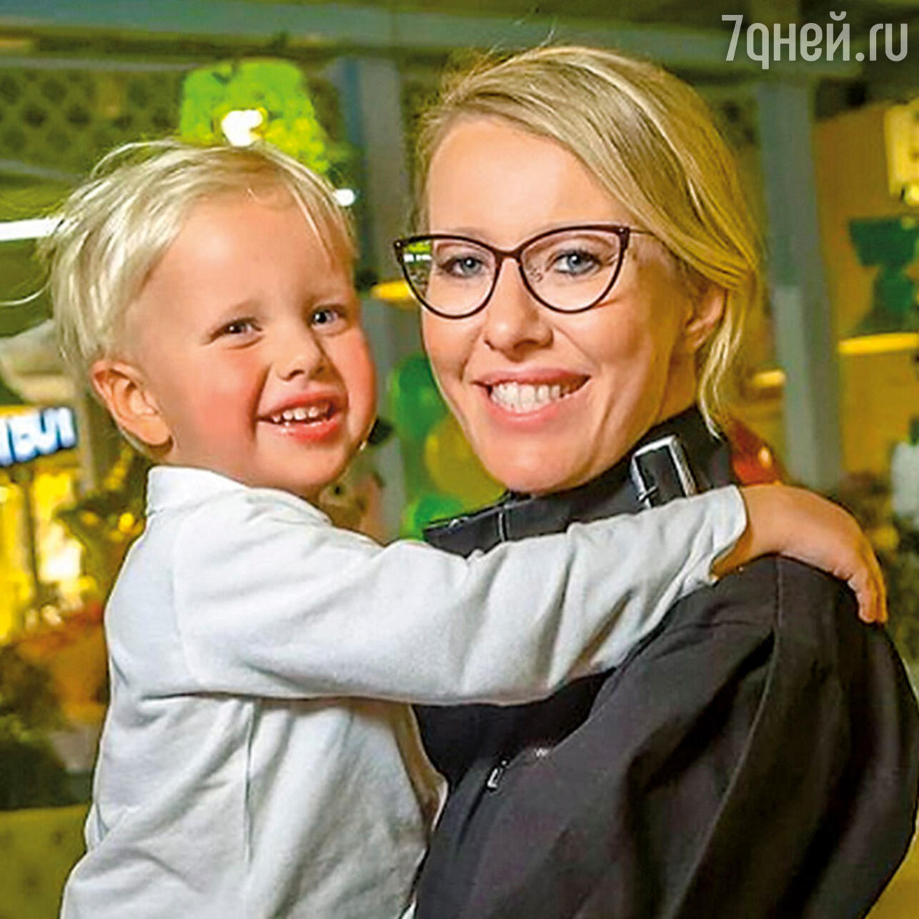 Ксения Собчак показала подросшего сына в Instagram.