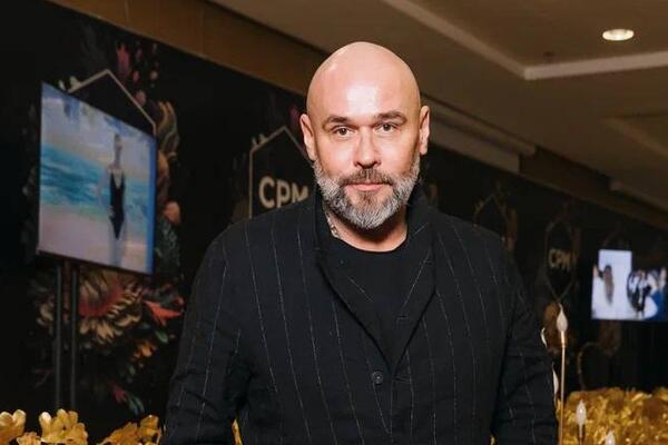 Максим Аверин рассказал о непризнании со стороны Константина Райкина: «Меня это задевало»