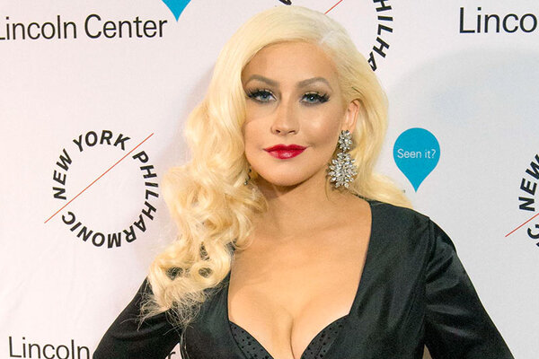 Кристину Агилеру раскритиковали за чрезмерное увлечение ботоксом