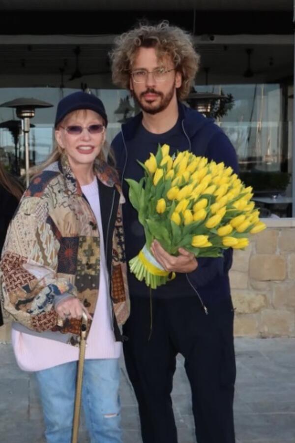 Р?СЃС&hellip;СѓРґР&deg;Р&raquo;Р&deg;, Р&deg; РІ СЂСѓРєР&deg;С&hellip; вЂ&rdquo; С&sbquo;СЂРѕСЃС&sbquo;СЊ: РџСѓРіР&deg;С&Dagger;Р&micro;РІР&deg; РїРѕРїР&deg;Р&raquo;Р&deg; РІ РѕР&plusmn;СЉР&micro;РєС&sbquo;РёРІ РІРѕ РІСЂР&micro;РјСЏ РїСЂРѕРіСѓР&raquo;РєРё РЅР&deg; РљРёРїСЂР&micro;