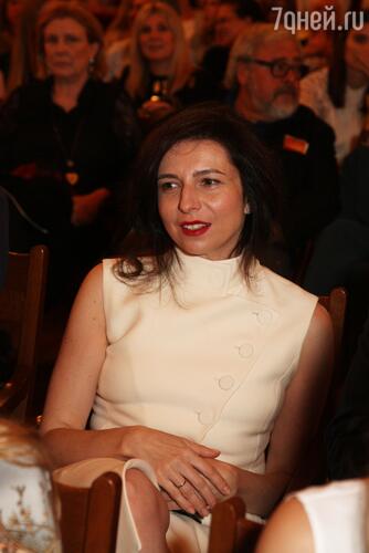 Алиса Хазанова