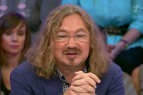 Ножки тоненькие, вид измученный: спасающий здоровье Николаев показал себя на тренировке