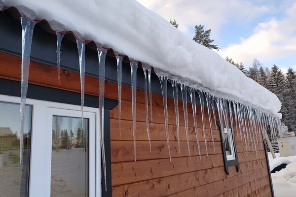 Не май месяц: как прогреть дом ранней весной и на чем можно сэкономить