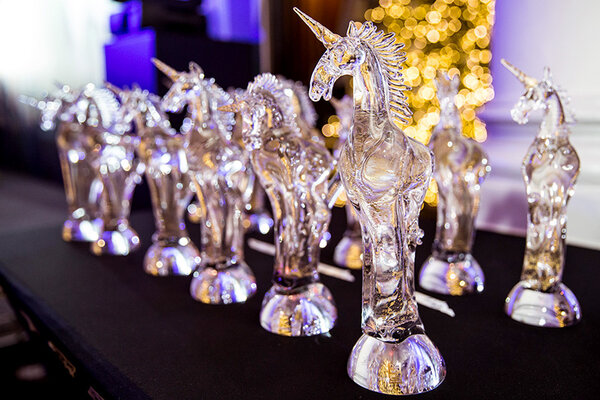   (Golden Unicorn Awards )  2018