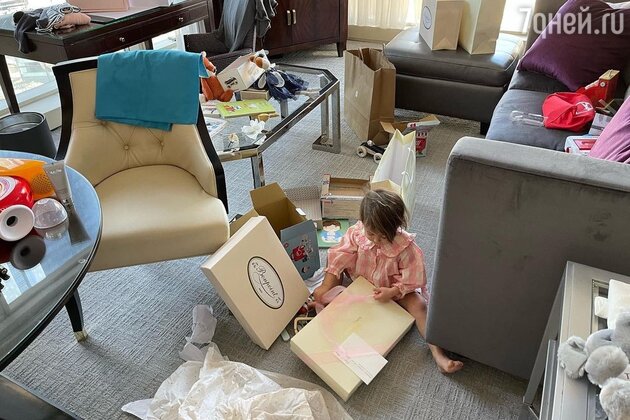 Дочь Данилы Козловского и Ольги Зуевой - фото