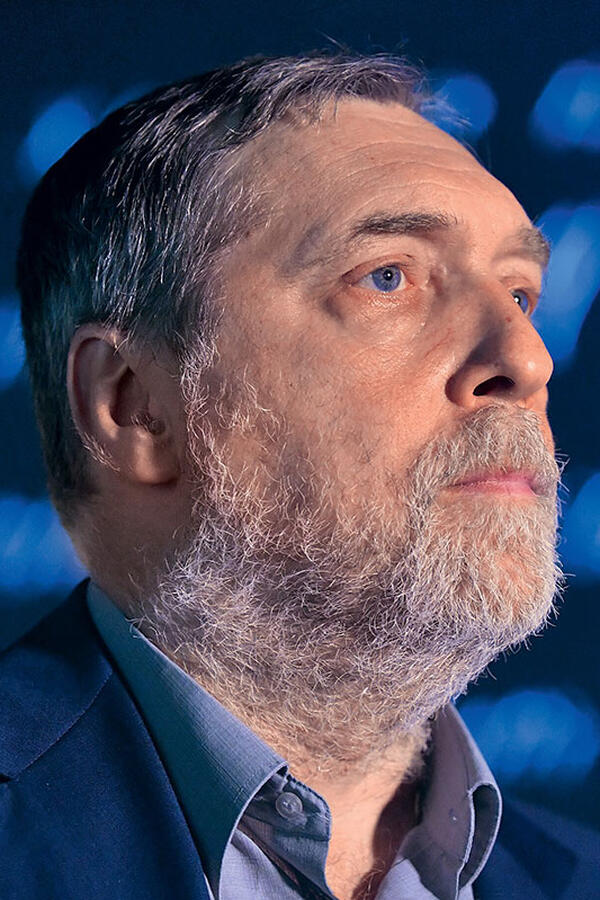 Никита Высоцкий: «С Мишей Ефремовым у нас не совсем дружба. Мы уже становимся родственниками»