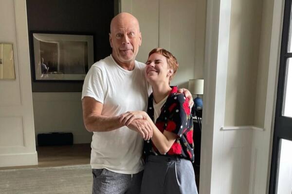 «Прикованный к постели» Брюс Уиллис вышел на связь со скорбящими поклонниками