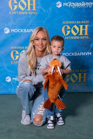 Звезды на премьере мюзикла «Сон в летнюю ночь»