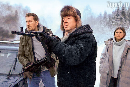 С Александром Робаком и Марьяной Спивак в сериале «Эпидемия». 2019 г.