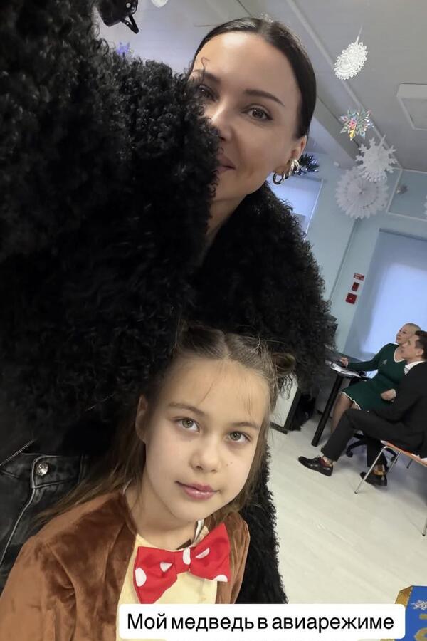 Оксана Самойлова с дочкой