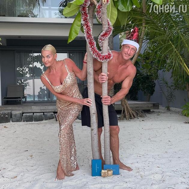 Анастасия Волочкова с Сергеем