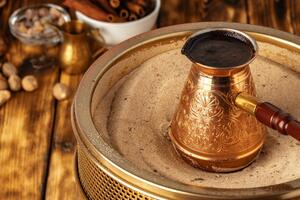 Как правильно варить кофе в турке: пошаговая инструкция